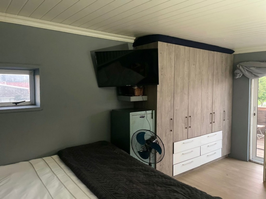 2 Bedroom Property for Sale in Kleinmond Western Cape